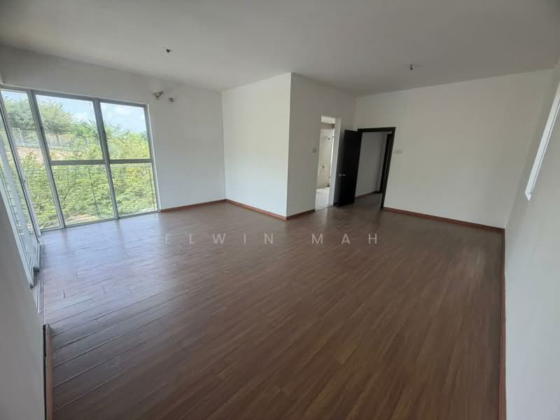 3-storey Terraced House for Sale in Bandar Country Homes (Rawang) - Elwin Mah - Living Room - PropertyGuru.com.my