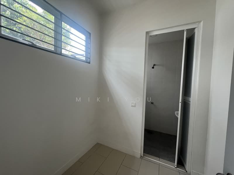 2-storey Terraced House for Sale in Bandar Saujana Putra (Tanjong Duabelas) - Miki You - Bathroom - PropertyGuru.com.my