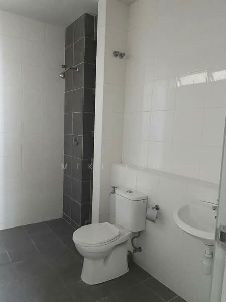 Rumah Teres 2 Tingkat untuk Dijual di Kota Kemuning (Shah Alam) - Miki You - Bathroom - PropertyGuru.com.my