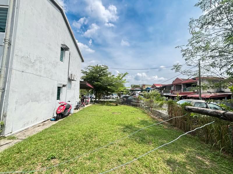 Rumah Teres 2 Tingkat untuk Dijual di Shah Alam (Selangor) - Nur Alia Omar - Exterior - PropertyGuru.com.my
