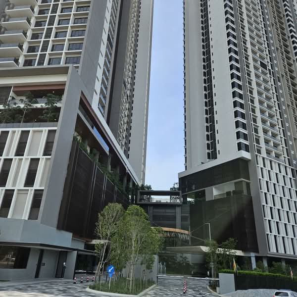 Service Residence for Sale at Jendela Residences - Lew . - PropertyGuru.com.my