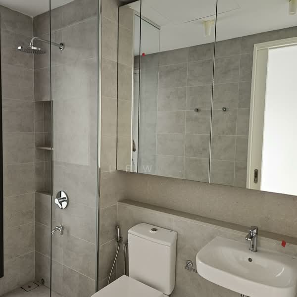 Servis Apartment untuk Dijual di Jendela Residences - Lew . - Bathroom - PropertyGuru.com.my