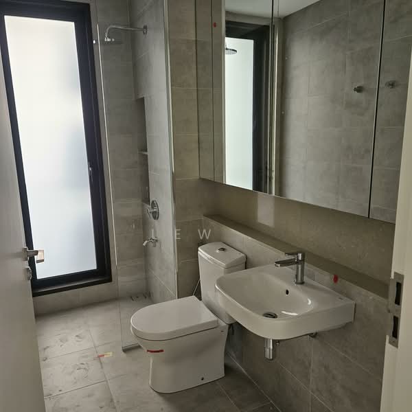 Servis Apartment untuk Dijual di Jendela Residences - Lew . - Bathroom - PropertyGuru.com.my