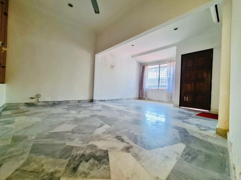 2-storey Terraced House for Sale in Taman Melawati (Ulu Kelang) - Mohd Azizy bin Zainal - Living Room - PropertyGuru.com.my
