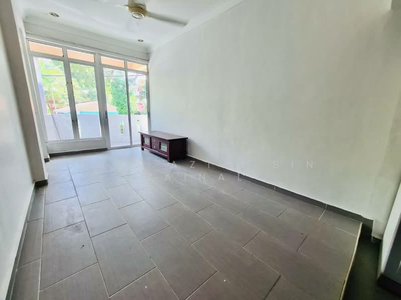2-storey Terraced House for Sale in Taman Melawati (Ulu Kelang) - Mohd Azizy bin Zainal - Living Room - PropertyGuru.com.my