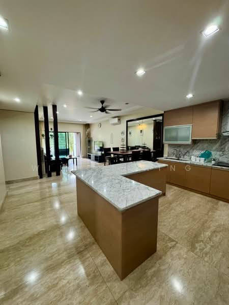 Kondominium untuk Disewa di H Residence (One Ritz Residence / Kelawai View) - Wilson Ching - Kitchen - PropertyGuru.com.my