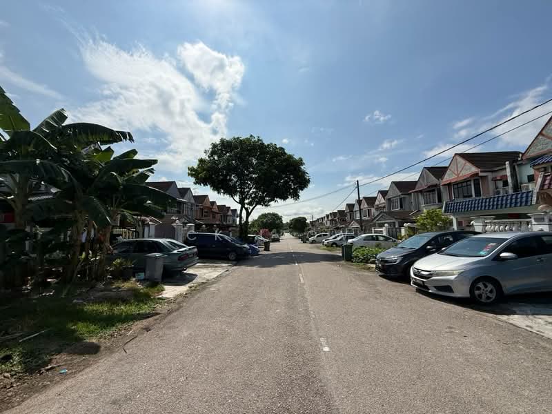 Rumah Teres 2 Tingkat untuk Dijual di Taman Desa Jaya (Johor Bahru) - Ck Leow - Exterior - PropertyGuru.com.my