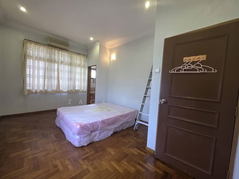 2-storey Terraced House for Sale in Taman Daya (Johor Bahru) - Zack Chow - Bedroom - PropertyGuru.com.my