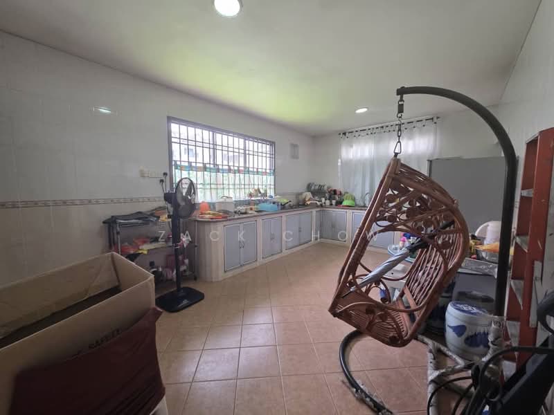 2-storey Terraced House for Sale in Taman Daya (Johor Bahru) - Zack Chow - Kitchen - PropertyGuru.com.my