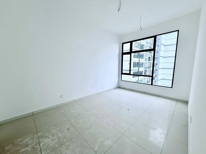 Servis Apartment untuk Disewa di D'Summit Residences - Sausa Lee - PropertyGuru.com.my