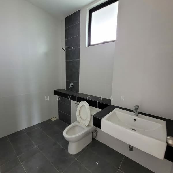 2-storey Terraced House for Sale in Eco Majestic (Semenyih) - May Chan - Bathroom - PropertyGuru.com.my
