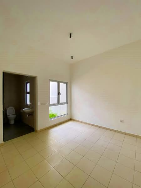 2-storey Terraced House for Sale in Bandar Serenia (Dengkil) - Fazri Omar - PropertyGuru.com.my