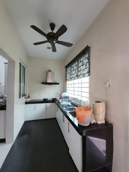 Bungalow for Sale in Kota Kemuning (Shah Alam) - Kelvin Tan - Kitchen - PropertyGuru.com.my