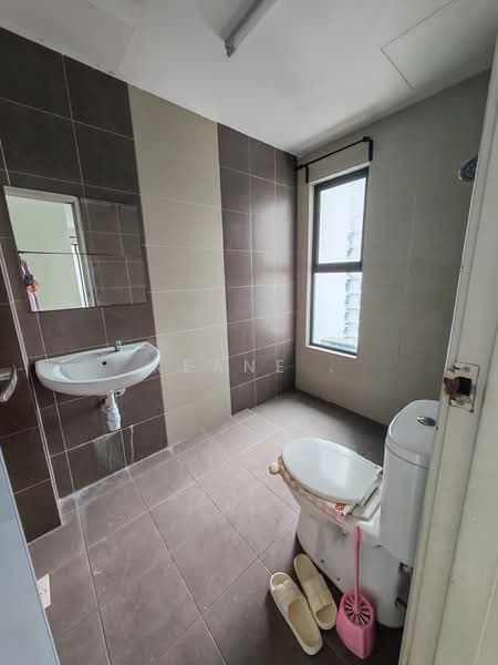 Kondominium untuk Disewa di Atmosfera Kondominium - Keane . - Bathroom - PropertyGuru.com.my