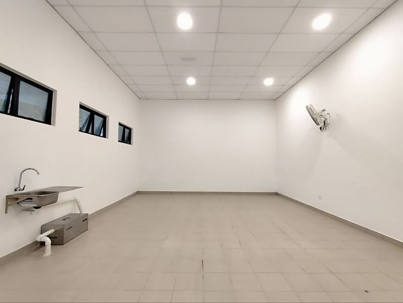 Shop for Rent in Alam Damai (Cheras) - Muhammad Shahrul Ridhwan Mehamad Nasir - Interior - PropertyGuru.com.my