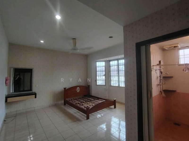 Terraced House for Sale in Taman Seri Minang (Cheras) - Ryan Tee - Bedroom - PropertyGuru.com.my