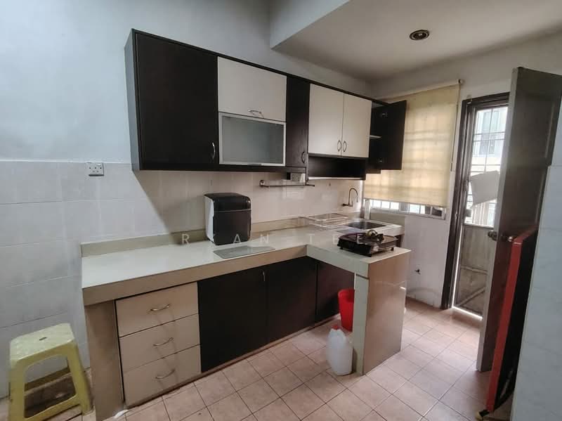 Terraced House for Sale in Taman Seri Minang (Cheras) - Ryan Tee - Kitchen - PropertyGuru.com.my