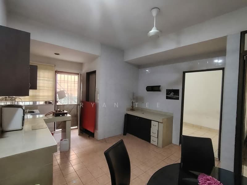 Terraced House for Sale in Taman Seri Minang (Cheras) - Ryan Tee - Kitchen - PropertyGuru.com.my