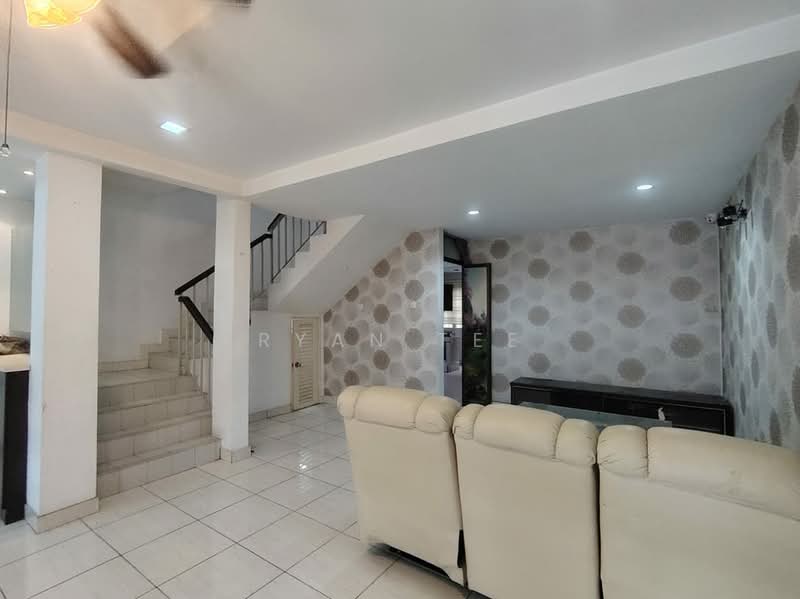 Terraced House for Sale in Taman Seri Minang (Cheras) - Ryan Tee - Living Room - PropertyGuru.com.my