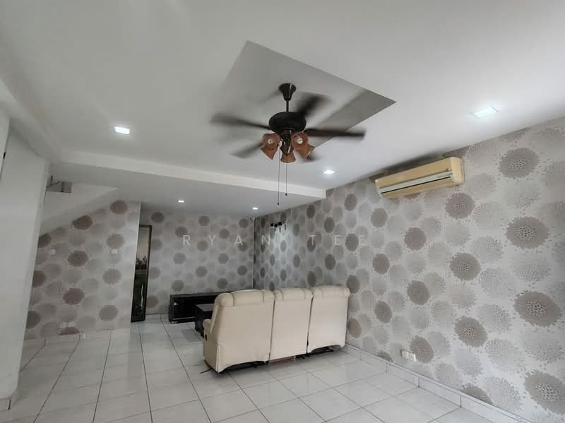 Terraced House for Sale in Taman Seri Minang (Cheras) - Ryan Tee - Living Room - PropertyGuru.com.my
