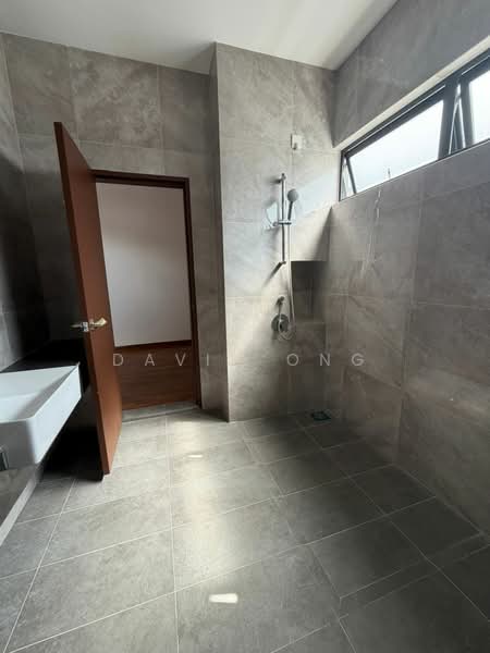 Cluster House for Sale in Johor Bahru (Johor) - David Ong - Bathroom - PropertyGuru.com.my