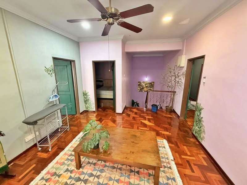 Semi-Detached House for Sale in Taman D'Utama (Johor Bahru) - Seri Wangi - PropertyGuru.com.my