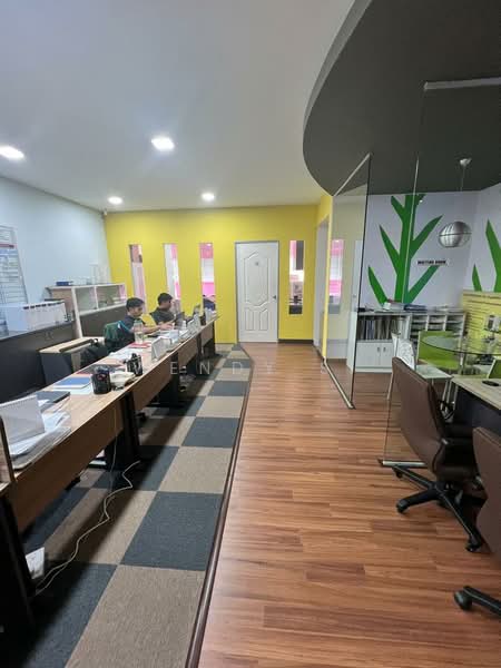 Shop / Office for Sale in Bandar Bukit Raja (Klang) - Wendy Si - PropertyGuru.com.my