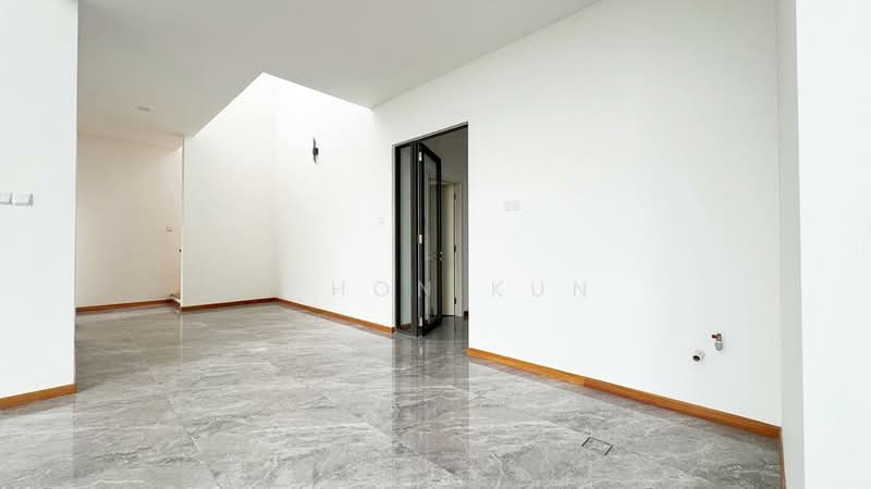 Apartment for Sale at The WaterEdge (Pinggiran Air) - U Hon Kun - Interior - PropertyGuru.com.my