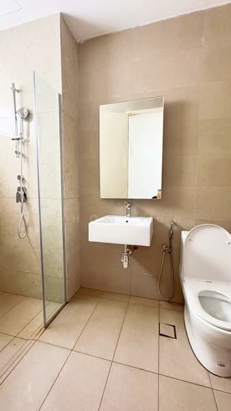Apartment for Sale at The WaterEdge (Pinggiran Air) - U Hon Kun - Bathroom - PropertyGuru.com.my
