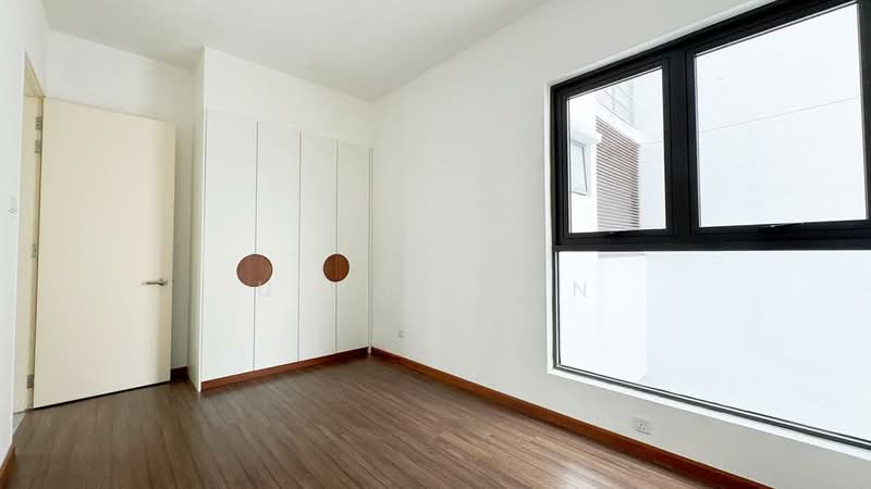 Apartment for Sale at The WaterEdge (Pinggiran Air) - U Hon Kun - Bedroom - PropertyGuru.com.my