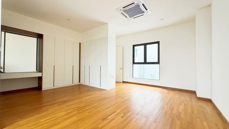 Apartment for Sale at The WaterEdge (Pinggiran Air) - U Hon Kun - Bedroom - PropertyGuru.com.my