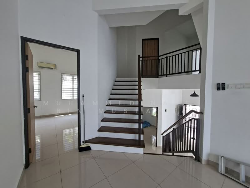 Rumah Banglo untuk Dijual di Sungai Merab (Dengkil) - Muhammed Nazri bin Mustapha - Entrance - PropertyGuru.com.my