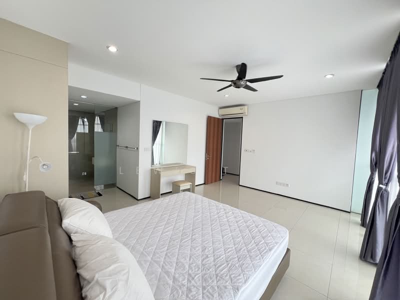 Kondominium untuk Disewa di The Fennel - Lewis Tam - Bedroom - PropertyGuru.com.my