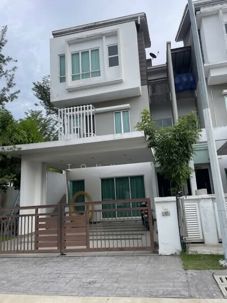 Rumah Teres 3 Tingkat untuk Dijual di Bandar Rinching (Semenyih) - Tony YY - Exterior - PropertyGuru.com.my