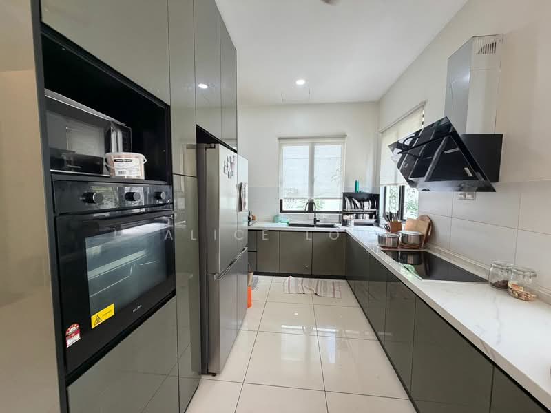 Semi-Detached House for Sale in Rawang (Selangor) - Alice Low - Kitchen - PropertyGuru.com.my