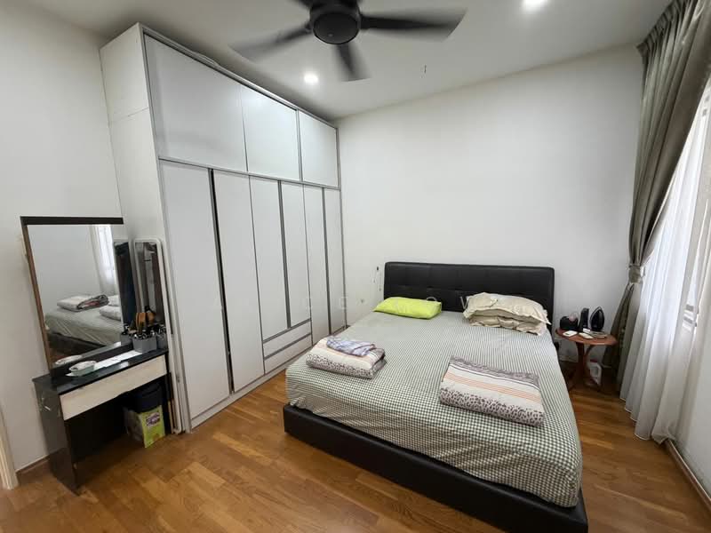 Semi-Detached House for Sale in Rawang (Selangor) - Alice Low - Bedroom - PropertyGuru.com.my