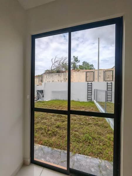 Terraced House for Sale in Kampung Desa Putra (Dengkil) - Fazri Omar - PropertyGuru.com.my