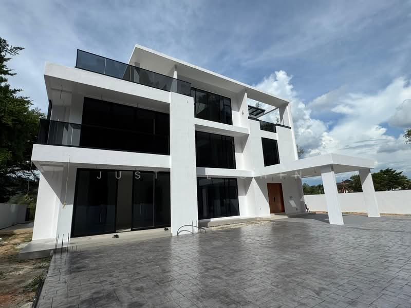 Bungalow for Sale in Meru Valley (Ipoh) - Justine Chin - PropertyGuru.com.my