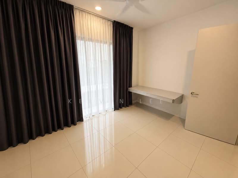 2-storey Terraced House for Sale in Telok Panglima Garang (Selangor) - Kelvin Lee - Study - PropertyGuru.com.my