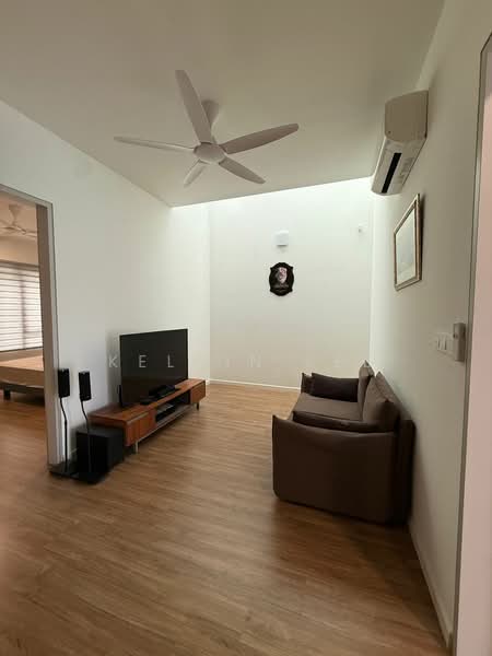 2-storey Terraced House for Sale in Telok Panglima Garang (Selangor) - Kelvin Lee - Living Room - PropertyGuru.com.my