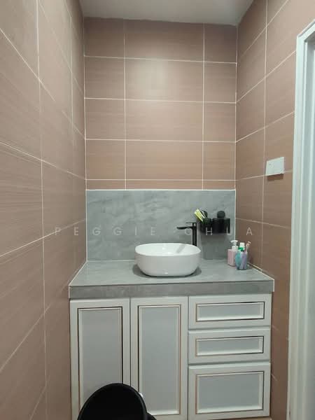2-storey Terraced House for Sale in Taman Bestari Indah (Ulu Tiram) - Peggie Chua - Bathroom - PropertyGuru.com.my