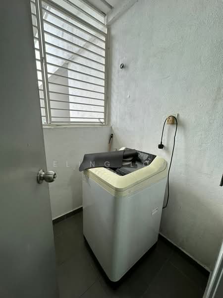 Kondominium untuk Dijual di Infiniti 3 Residences - Eling Loo - Balcony - PropertyGuru.com.my