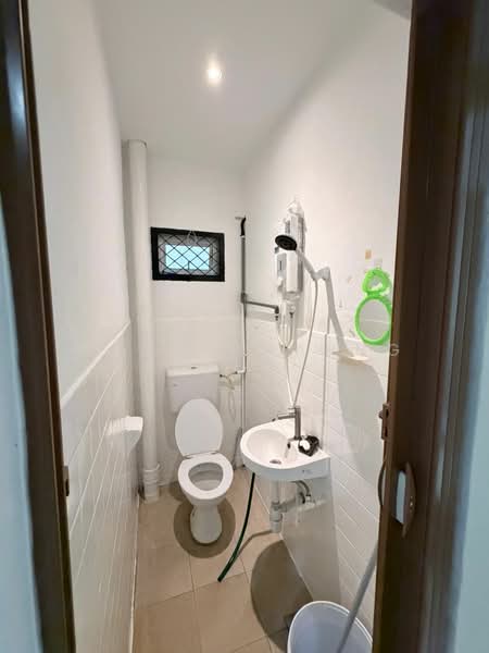 2-storey Terraced House for Rent in Johor Bahru (Johor) - Hong Charng Lee - Bathroom - PropertyGuru.com.my