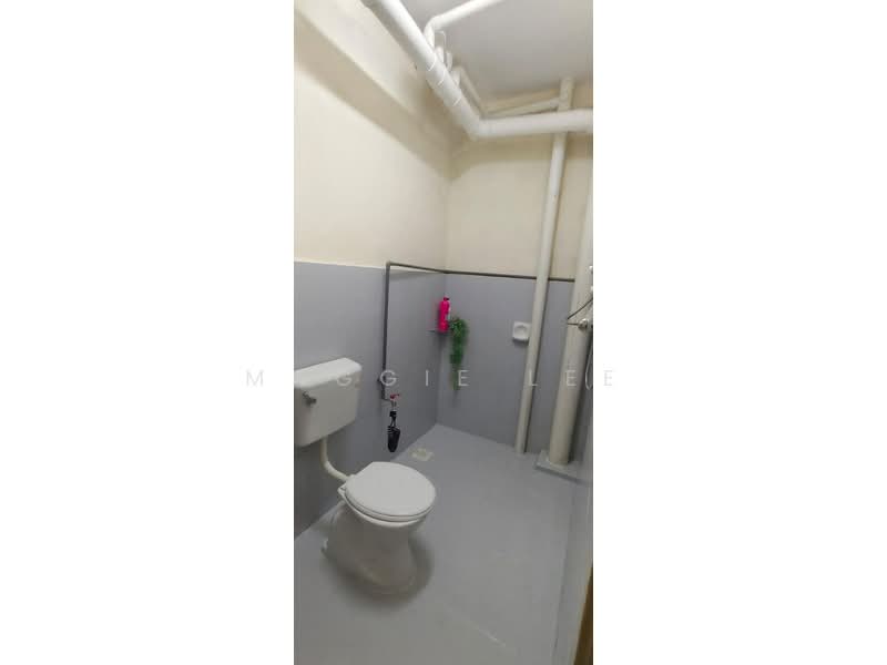 Pangsapuri untuk Disewa di Lake View Suites - Maggie Lee - Bathroom - PropertyGuru.com.my