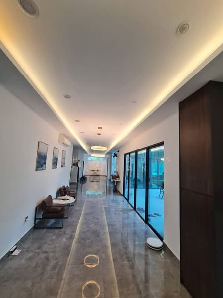 Corridor