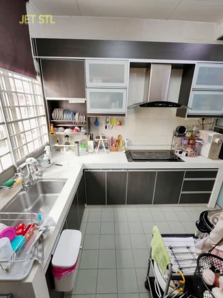 2-storey Terraced House for Sale in Taman Eng Ann (Klang) - Ivy Por - Kitchen - PropertyGuru.com.my