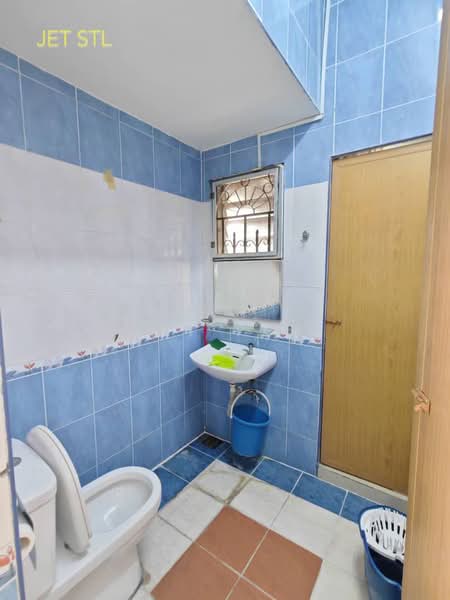 2-storey Terraced House for Sale in Taman Eng Ann (Klang) - Ivy Por - Bathroom - PropertyGuru.com.my