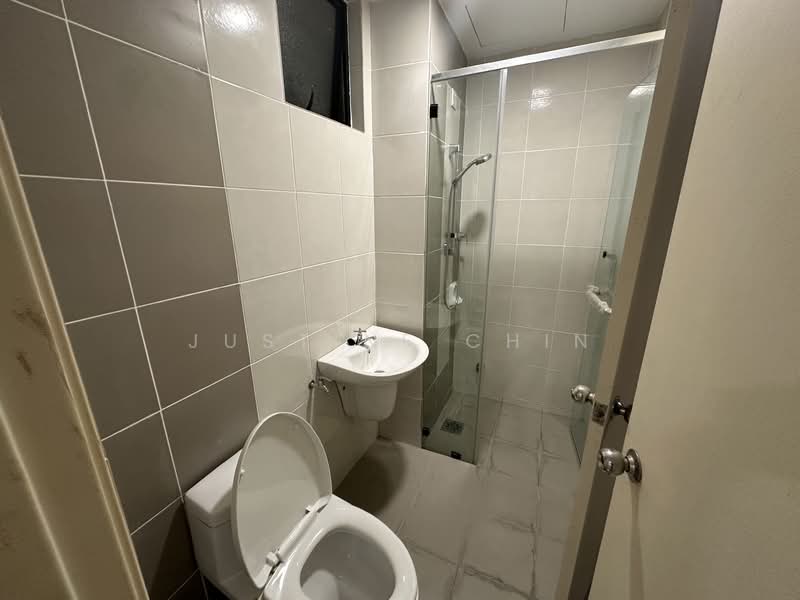 Condominium for Rent at Upper East @ Tiger Lane - Justine Chin - Bathroom - PropertyGuru.com.my