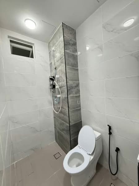 Servis Apartment untuk Disewa di D'carlton (Residensi Seri Mega) - Ray Tung - Bathroom - PropertyGuru.com.my