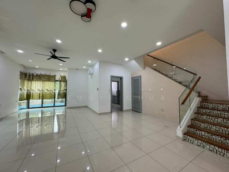 Semi-Detached House for Sale in Taman Molek (Johor Bahru) - Peggie Chua - Living Room - PropertyGuru.com.my